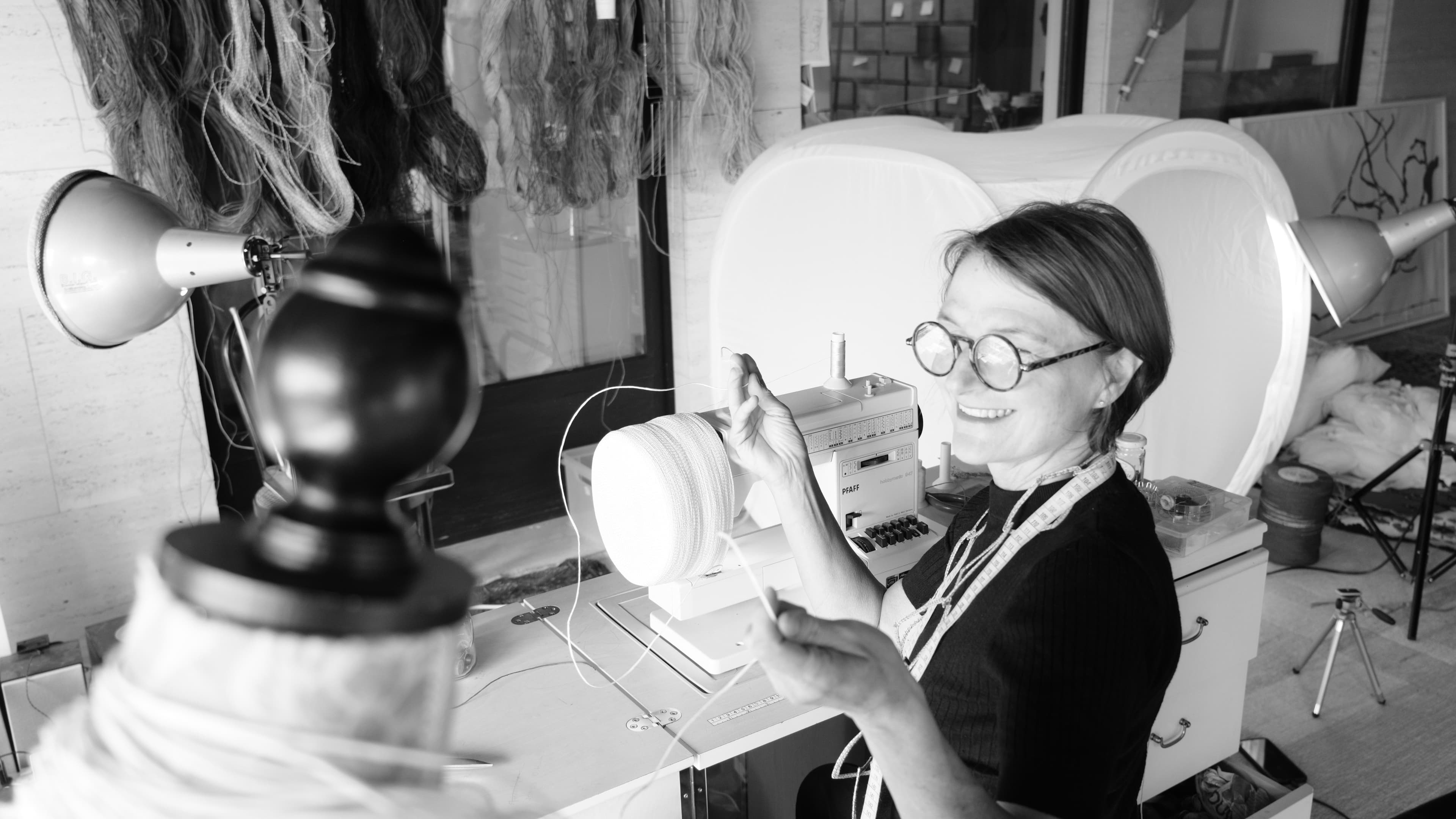 Paper yarn urn details